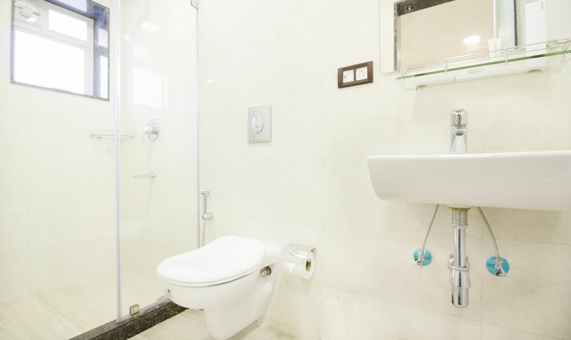 Treebo Platinum Solitaire 3* Kolkata