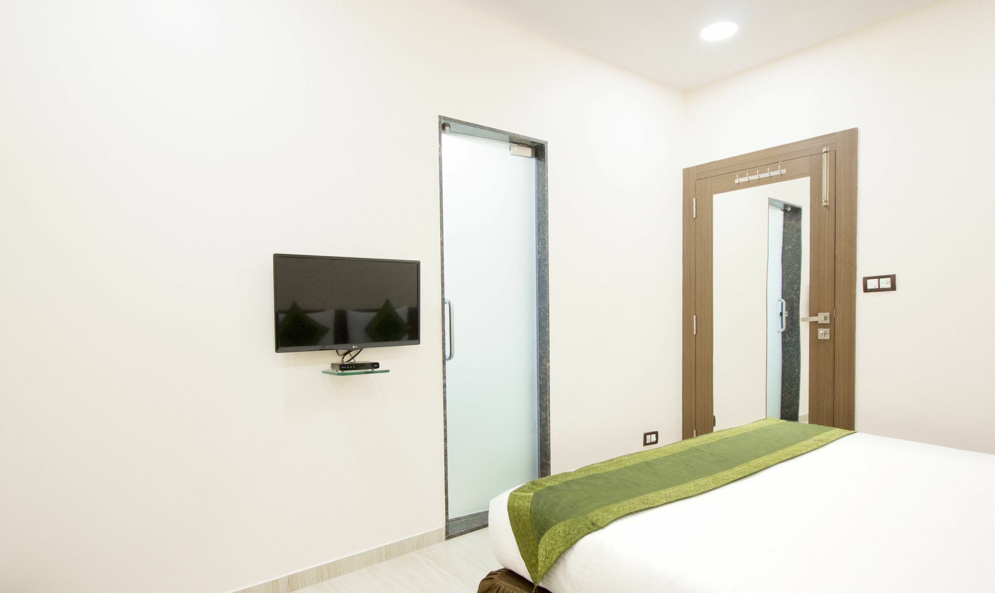 Treebo Platinum Solitaire Hotel Kolkata