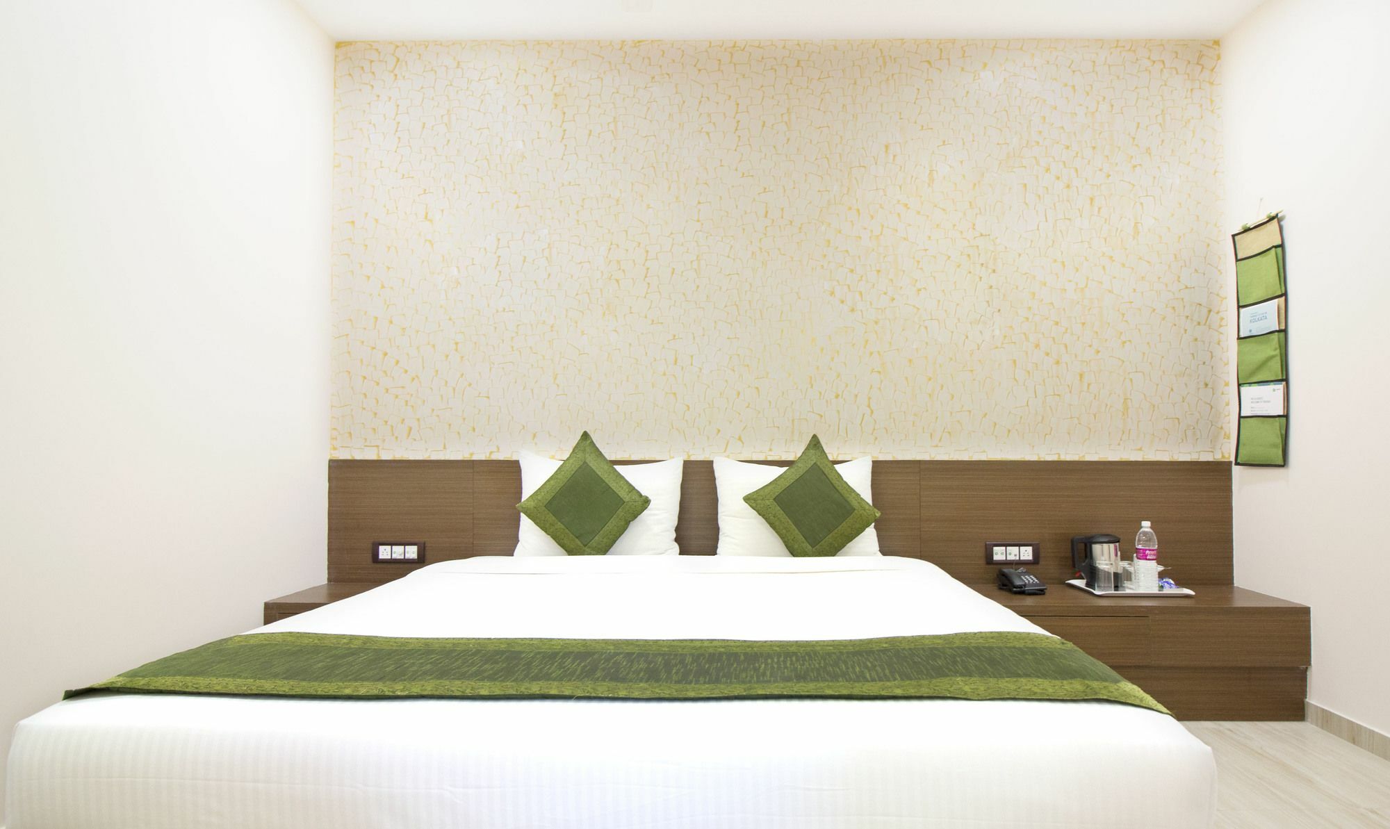Treebo Platinum Solitaire Kolkata